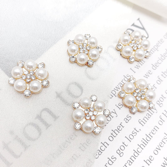 アクセサリーパーツゴールドパーツパール＆ラインストーンのお花1個