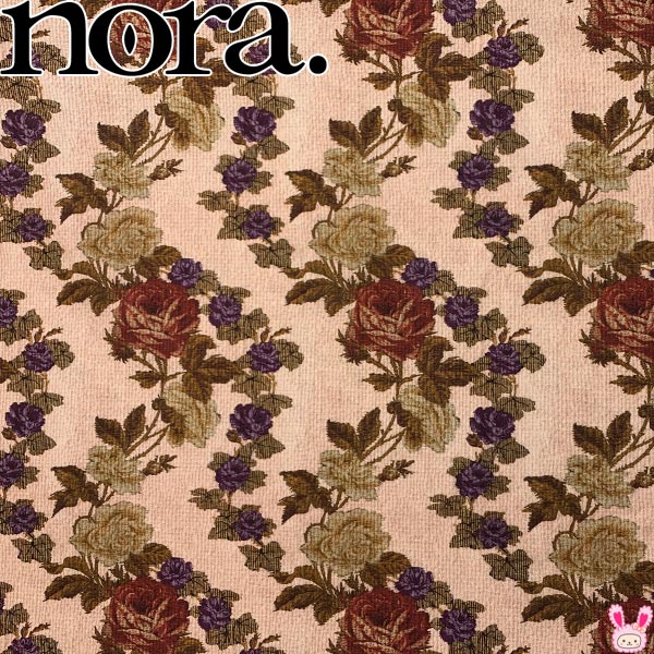 ジャガード織風の薔薇の花Aサーモンピンク系シーチング生地10cm単位切り売りFR1179-AノラNORA.（221）「在庫限り」