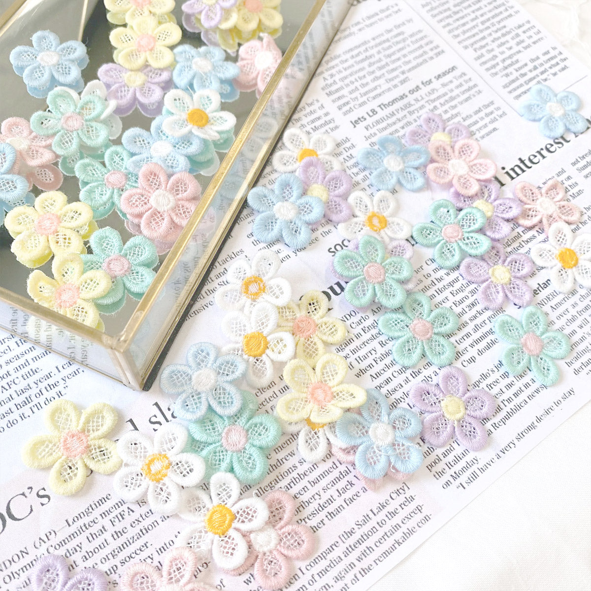 パステルメッシュ風お花の刺繍パーツ10個
