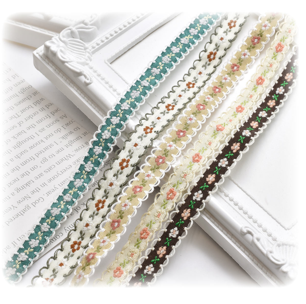 花柄刺繍のチロリアンテープ幅12mm1ロール5yd約4.5m巻