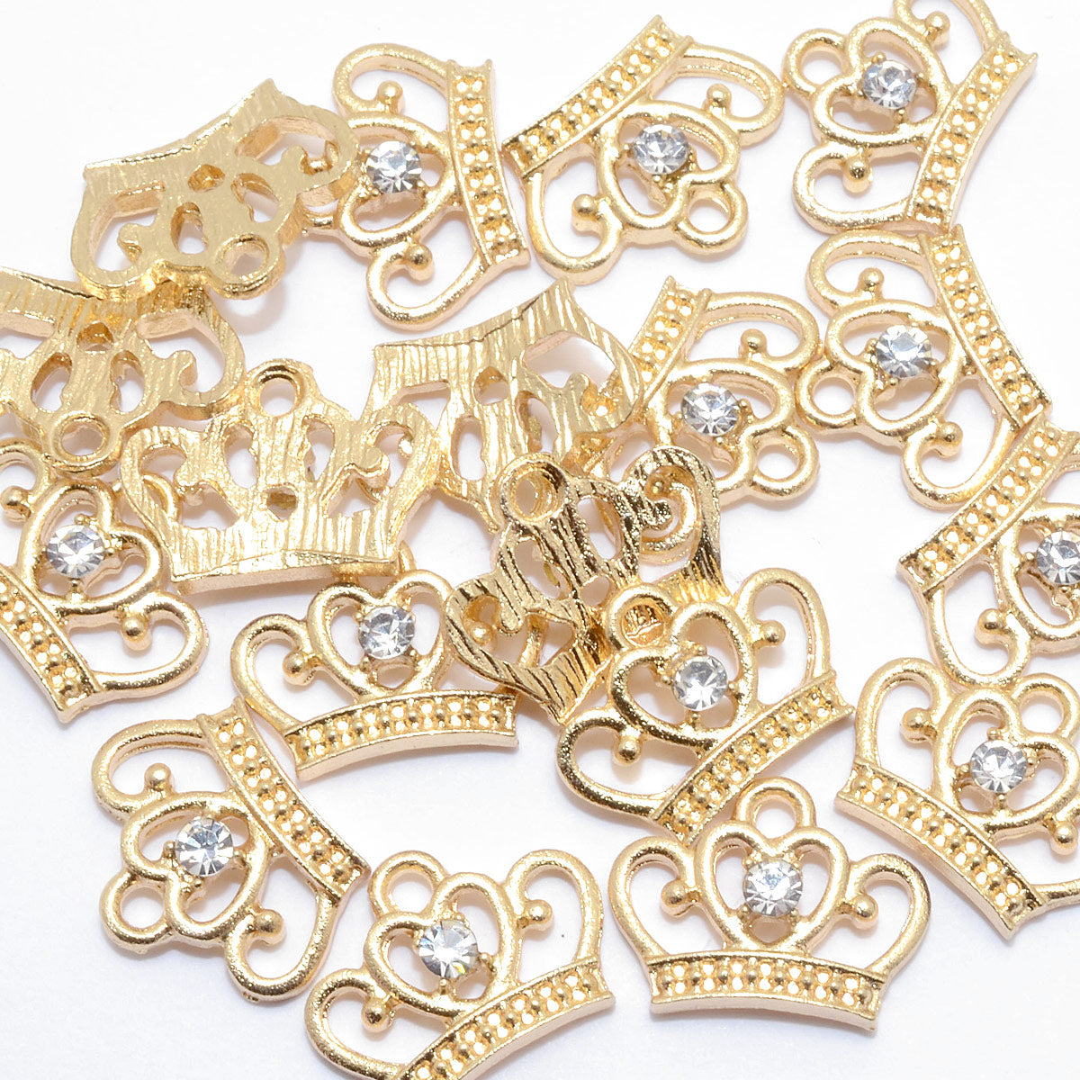 アクセサリーパーツプリンセスな王冠のミニチャーム4個