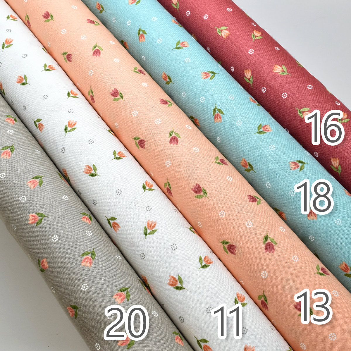 豊かなチューリップ10cm単位切り売りModaモダ37662コットン生地☆