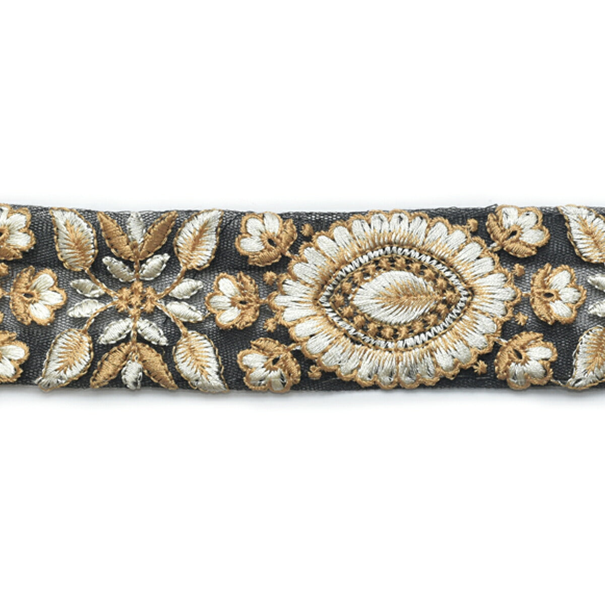 インド刺繍リボン　上品な葉と花の刺繍リボン　幅40mm　10cm単位　切り売り　(20cm以上)　「在庫限り」