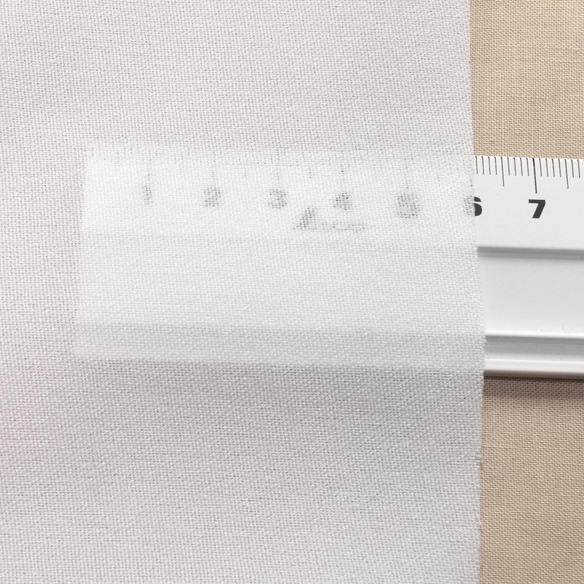 プレシオン芯地しっかりらくはりOWオフホワイト接着芯・接着布RH-002cocca(50cm以上10cm単位切り売り)