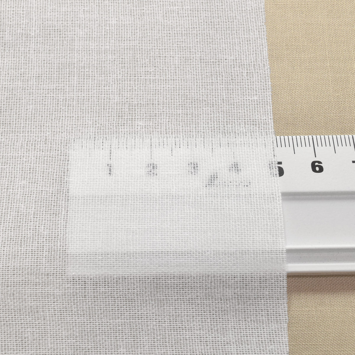 プレシオン芯地しっかりOWオフホワイト接着芯・接着布HC-600(G)cocca(50cm以上10cm単位切り売り)