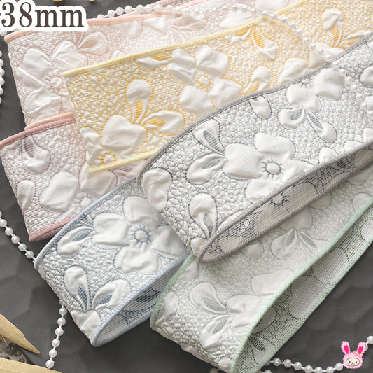 ぷっくりエンボス加工の白いお花リボン幅38mm1m単位切り売り(2m以上)「在庫限り」★