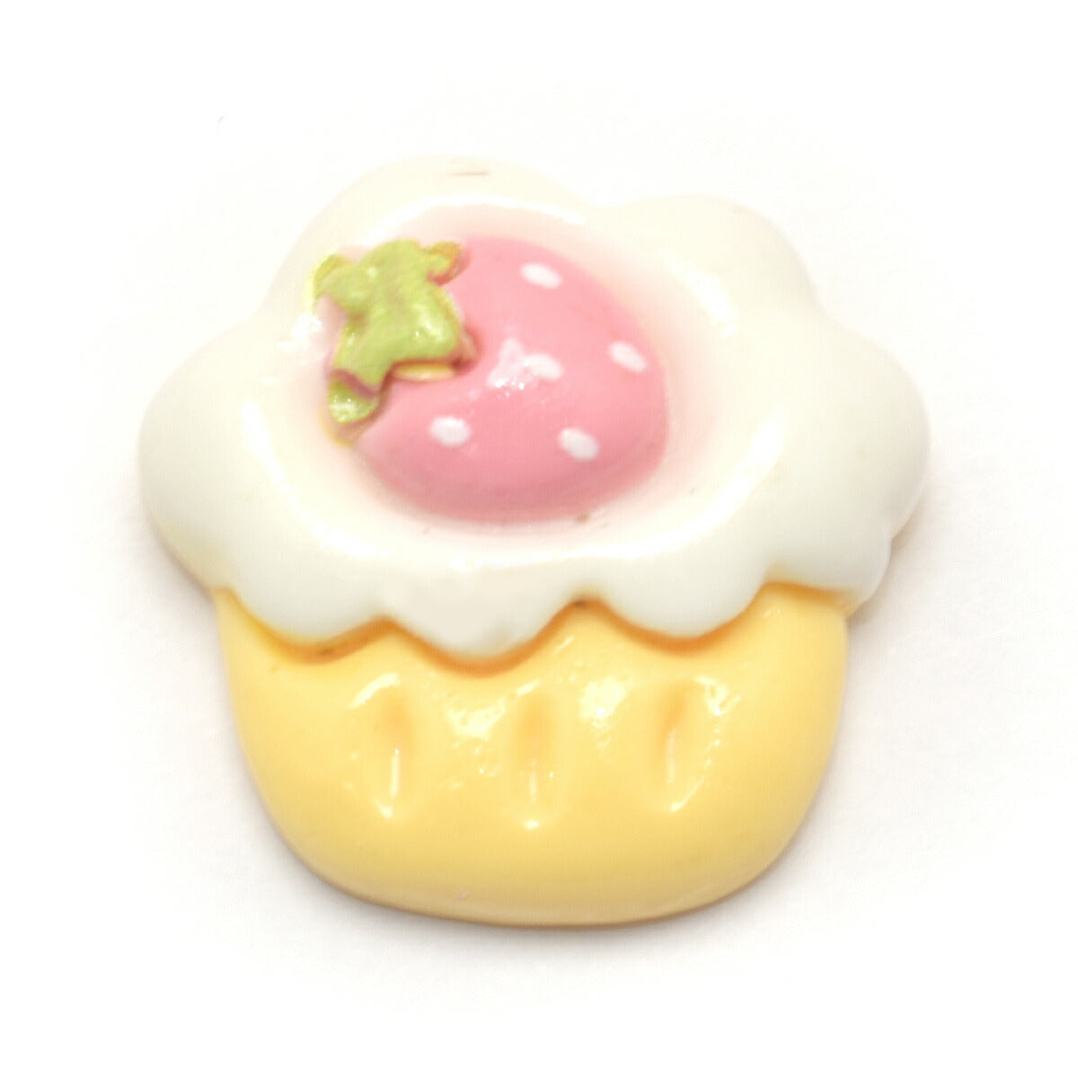 デコパーツ　しろくまとイチゴパーツ　4個