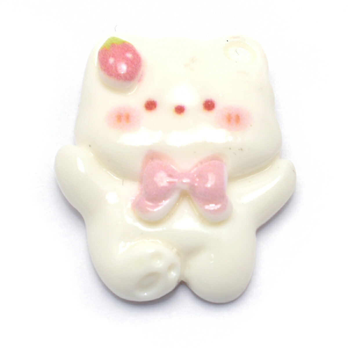 デコパーツ　しろくまとイチゴパーツ　4個
