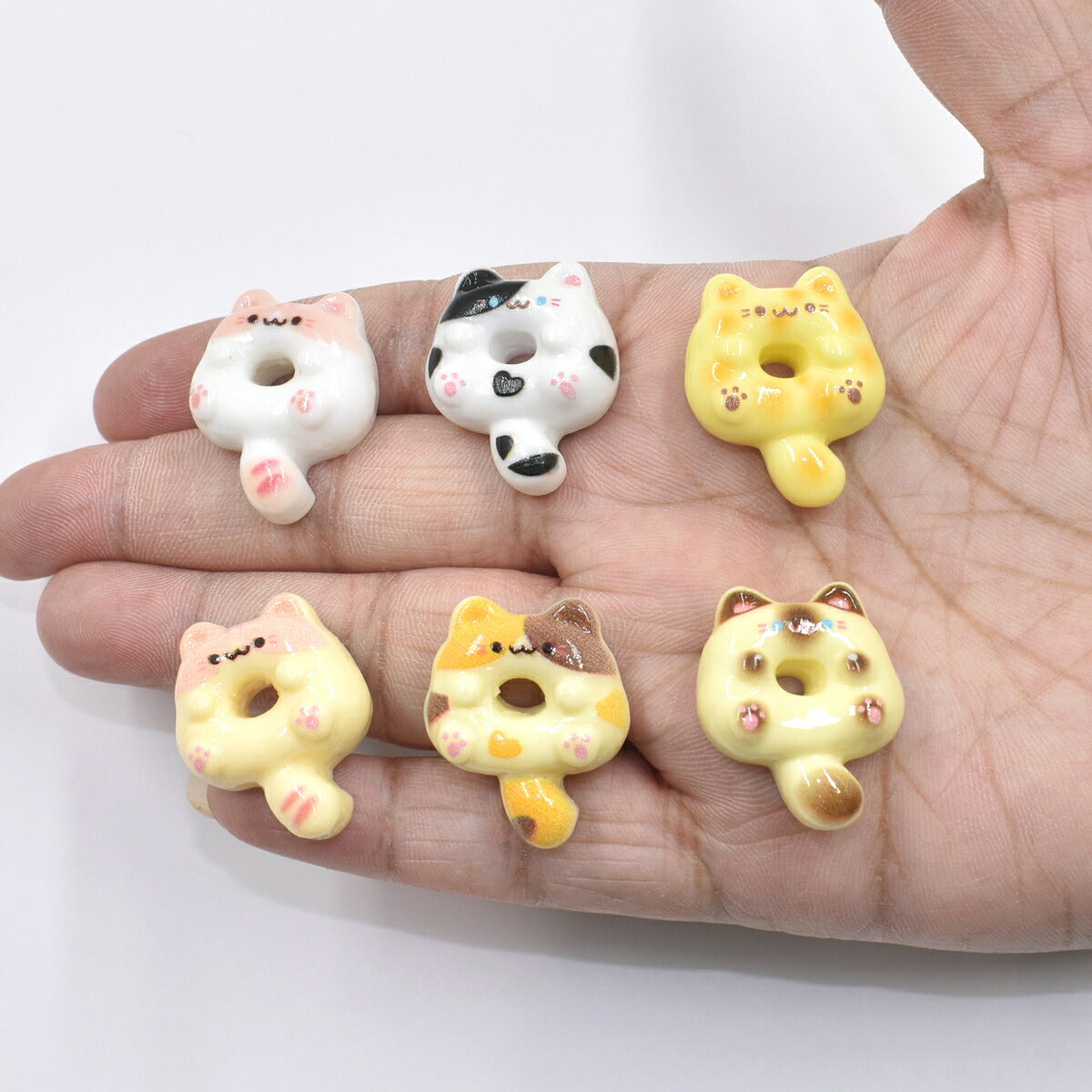デコパーツ にゃんドーナツパーツ 4個 – まんま母さんのりぼん