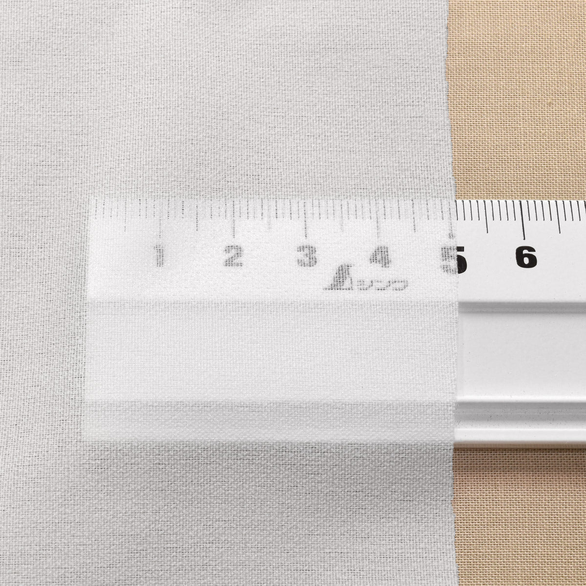 プレシオン芯地薄しなやかOWオフホワイト接着芯・接着布HC-100(S)cocca(50cm以上10cm単位切り売り)