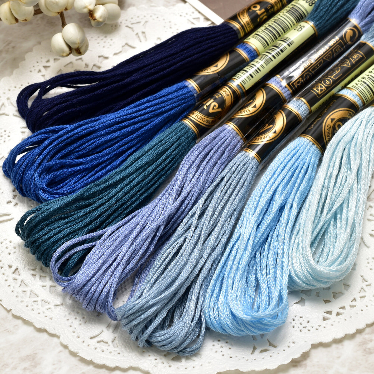 刺繍糸25番6本撚り8m水色・青・ネイビー系
